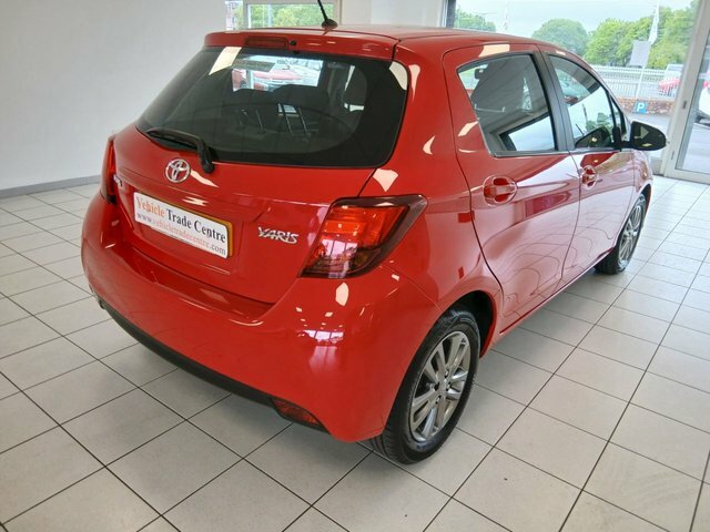 Toyota Yaris 1.33 Dual Vvt-i Icon Hatchback E SL15UXJ Red #5