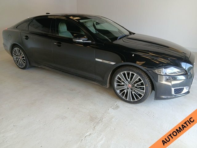 Jaguar XJ 3.0 D V6 L 302 Bhp Black