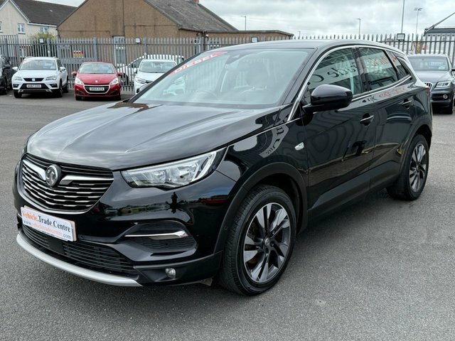 Vauxhall Grandland X 1.5 Turbo D Blueinjection Sport Nav Suv DY69UPX Black #3