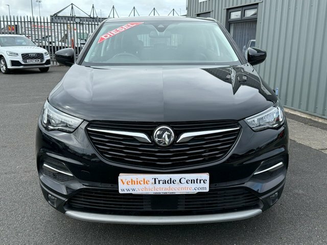 Vauxhall Grandland X 1.5 Turbo D Blueinjection Sport Nav Suv DY69UPX Black #2