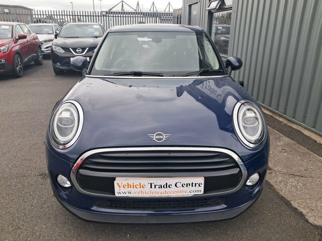 Mini Hatch 1.5 Cooper D Hatchback Euro 6 S SP68JTU Blue