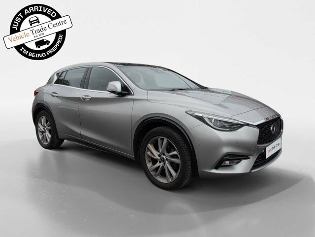 Infiniti Q30 1.5D Premium Tech Hatchback Euro Silver