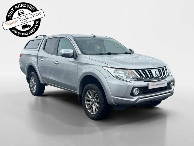 Mitsubishi L200 2.4 Di-d Dc Titan Pickup Double Cab Man Silver