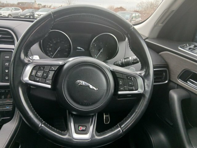 Jaguar F-Pace 2.0 R-sport Awd 178 Bhp Grey #9