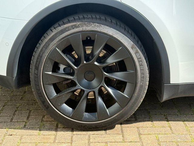 Tesla Model Y 2022 Dual Motor Long Range Suv GJ22VDP White #6