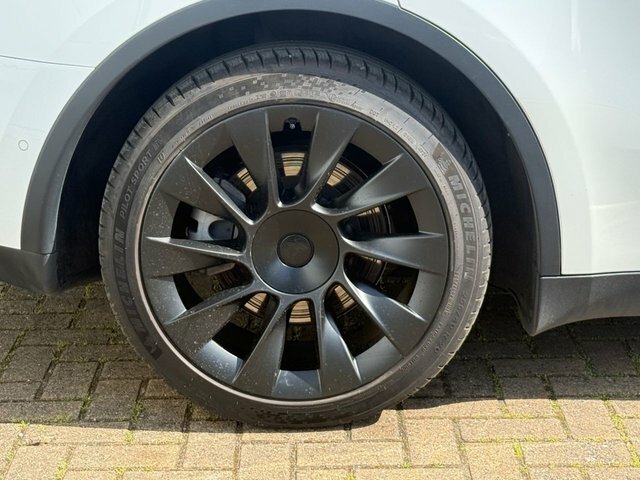 Tesla Model Y 2022 Dual Motor Long Range Suv ML22BKE Grey #4