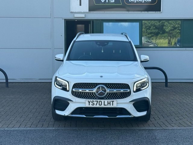Mercedes-Benz GLB Class 2020 2.0 Glb220d Amg Line Premium Suv White #2