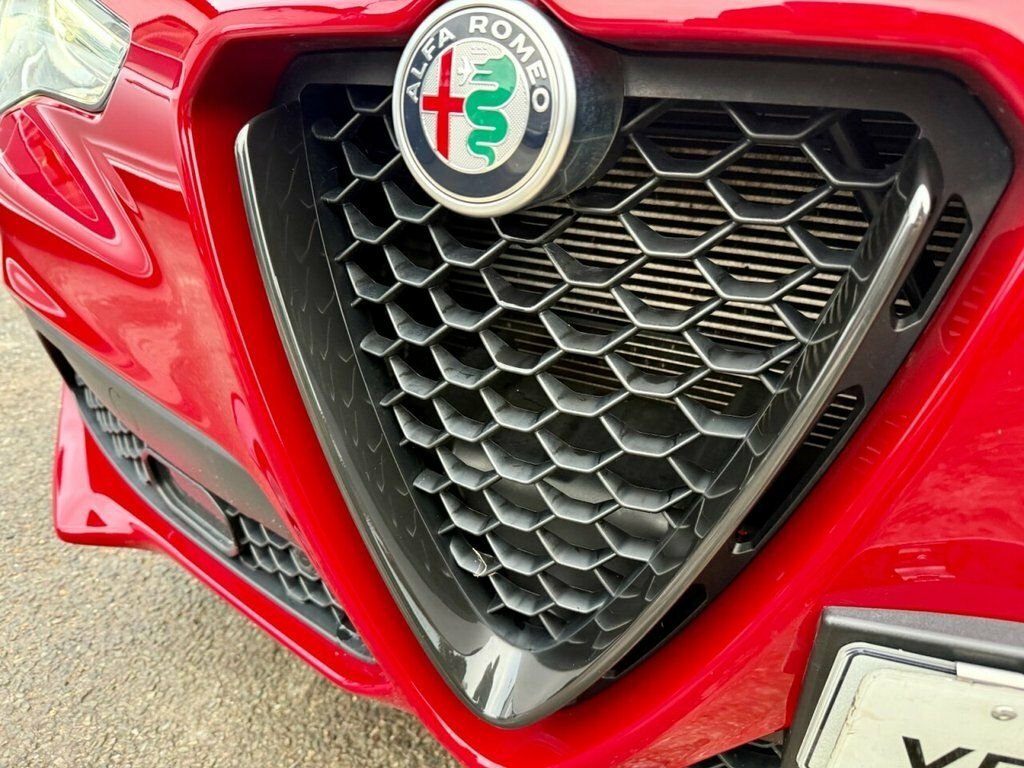 Alfa Romeo Stelvio  Red #7