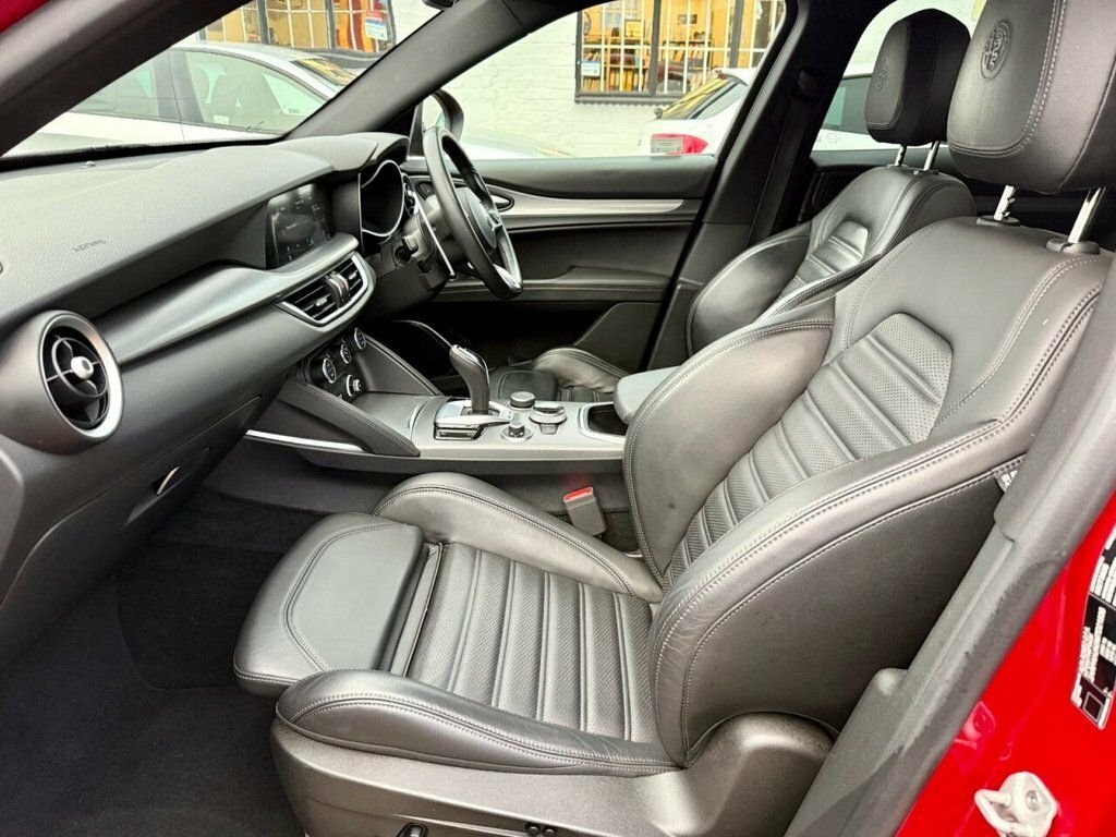 Alfa Romeo Stelvio 2L Veloce Red #3