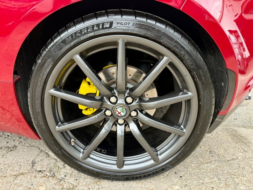 Alfa Romeo 4C Tbi White #20