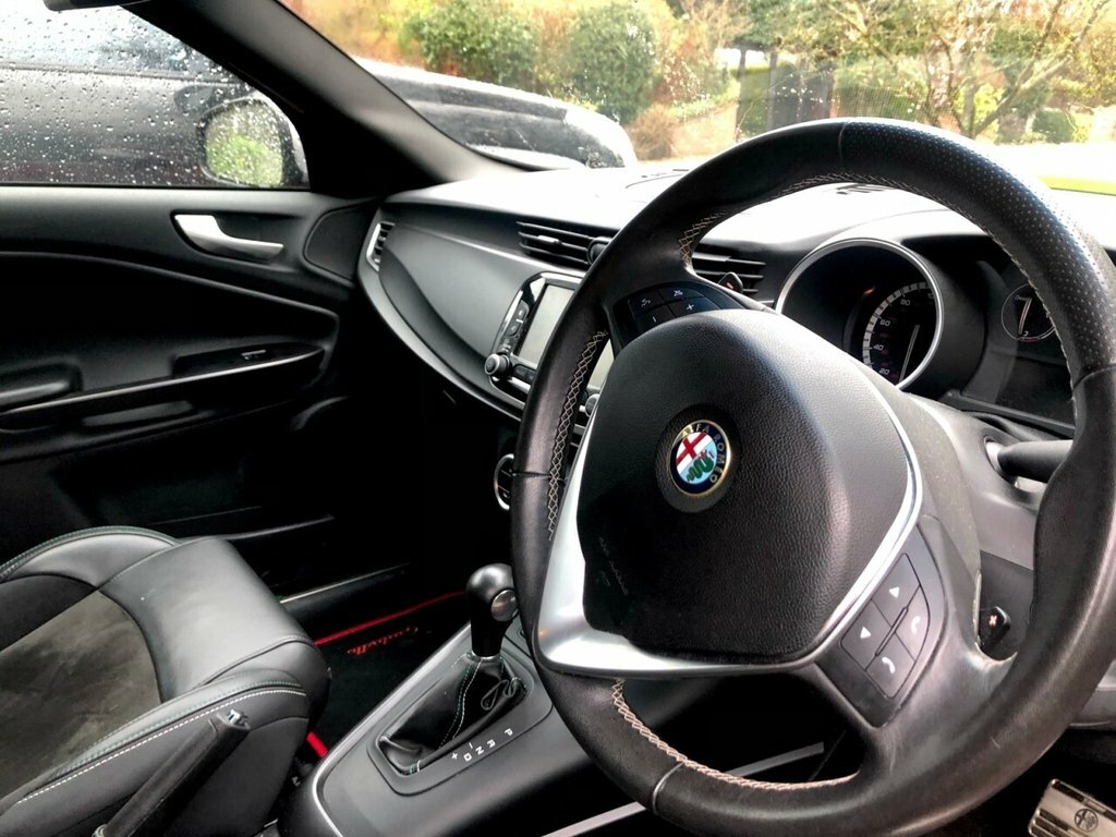 Alfa Romeo Giulietta 2L Jtdm-sportiva Nav Tct Red #2