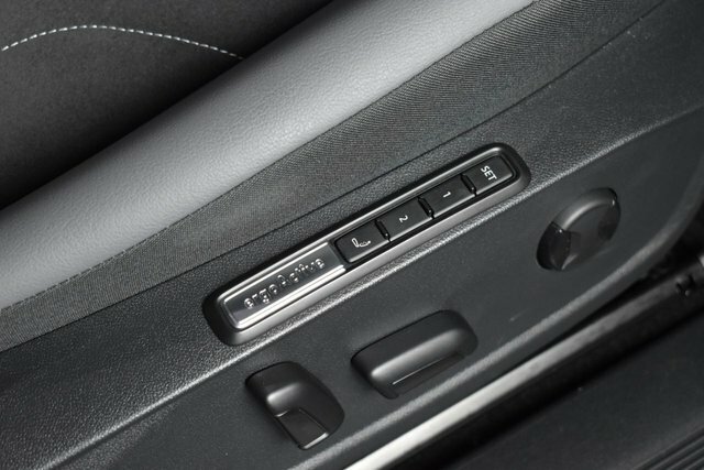Volkswagen ID.4 Automatic Black #5