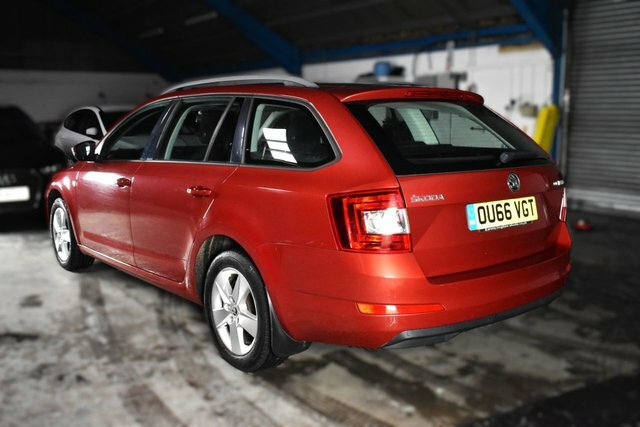 Skoda Octavia 2.0 Tdi 184Bhp Vrs Hatchback Grey #12