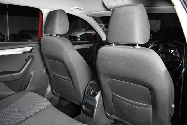 Skoda Octavia 2.0 Tdi 184Bhp Vrs Hatchback Grey #24