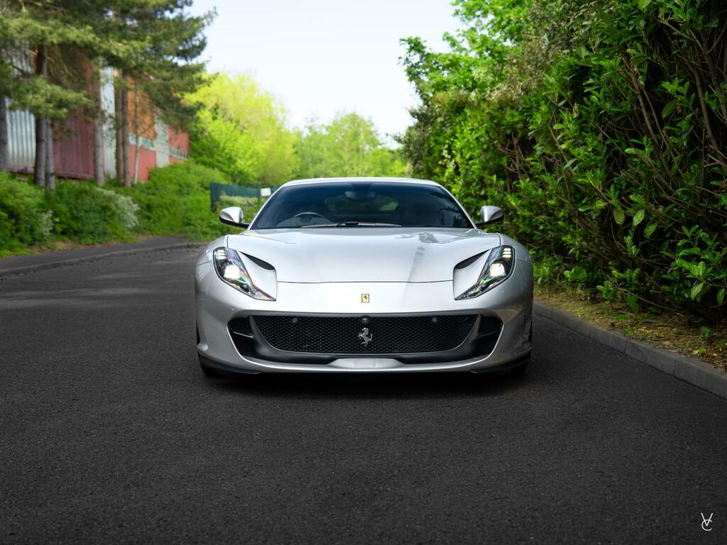 Ferrari 812 Superfast Superfast Silver #2