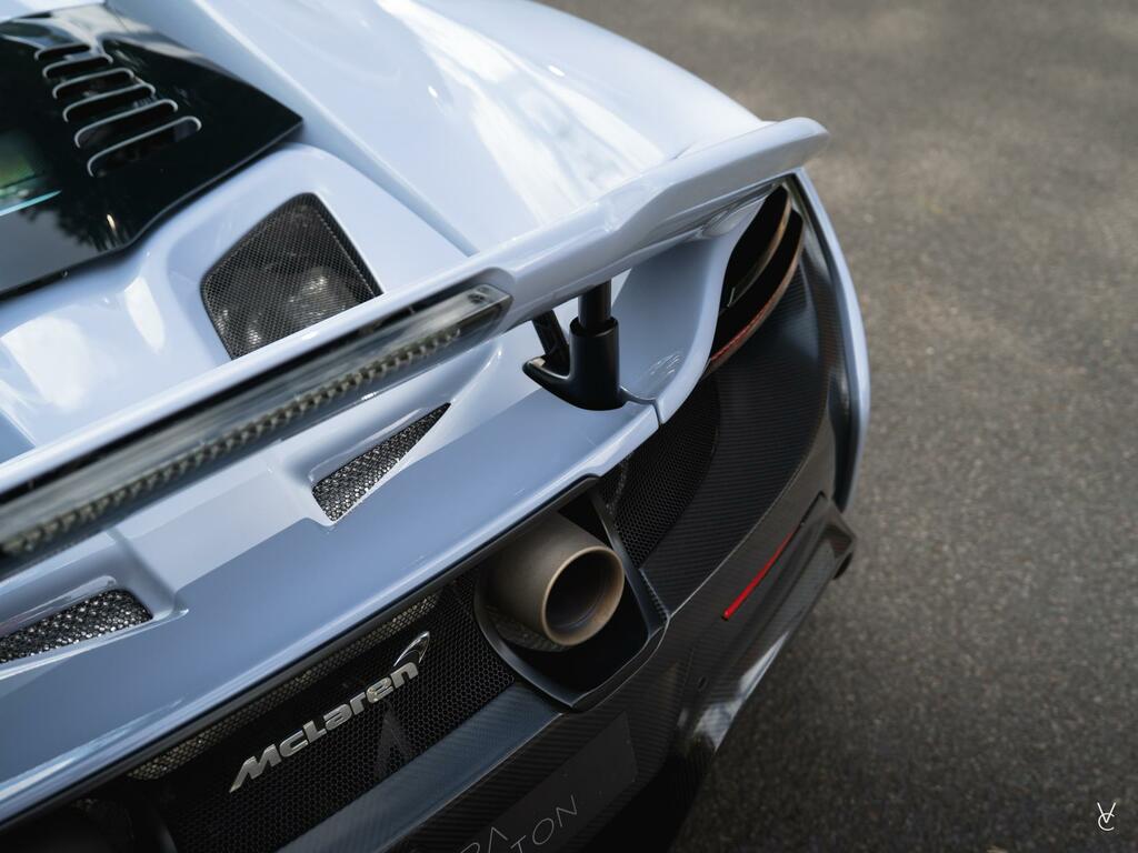 McLaren 675LT Coupe White #61