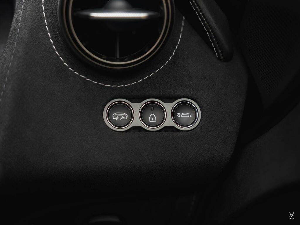 McLaren 720S Petrol Black #26