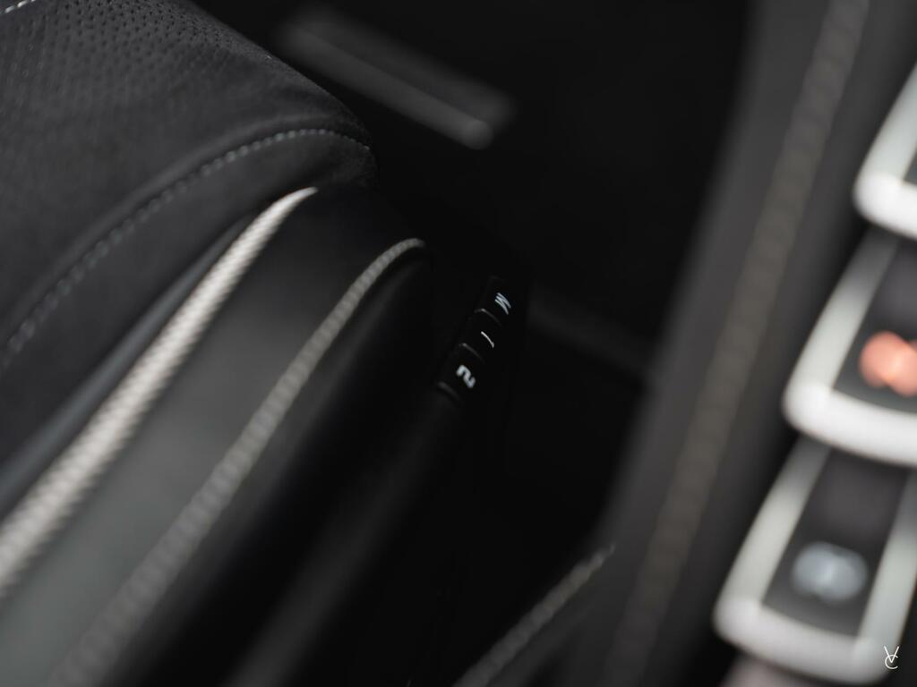 McLaren 720S Petrol Black #28