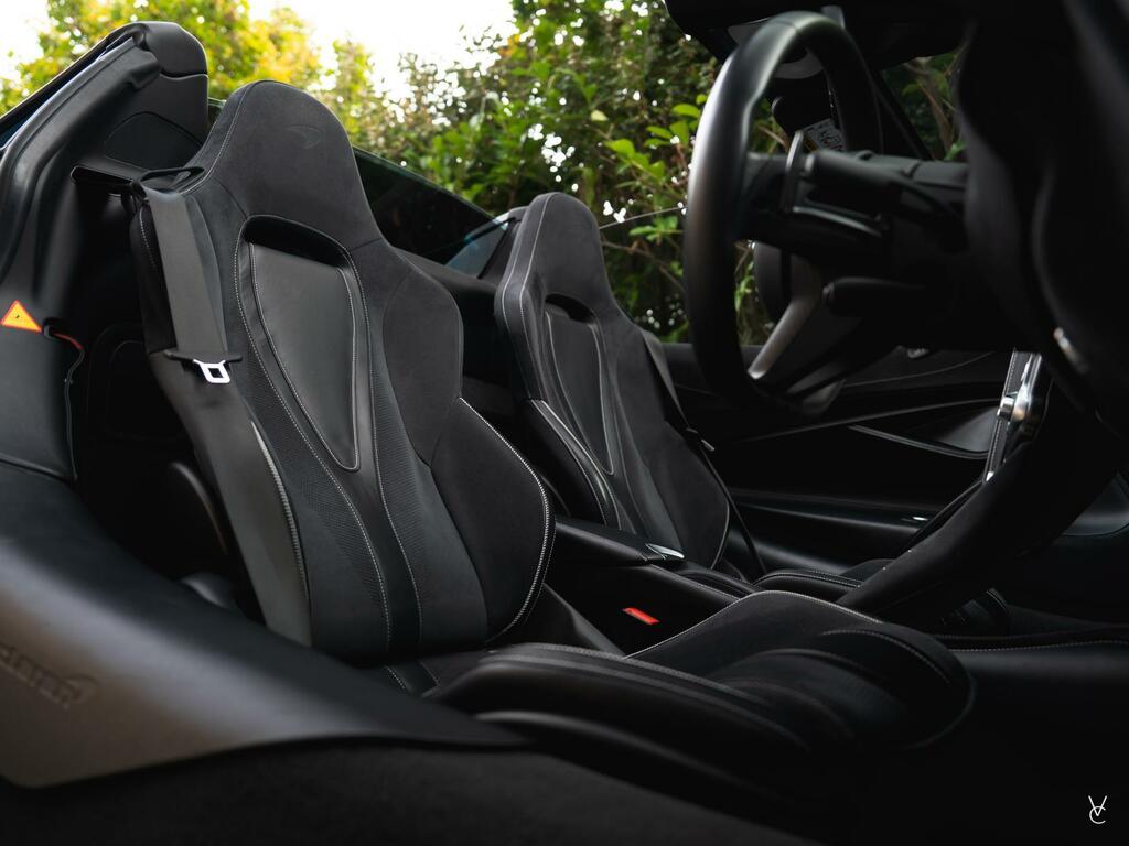 McLaren 720S Petrol Black #10