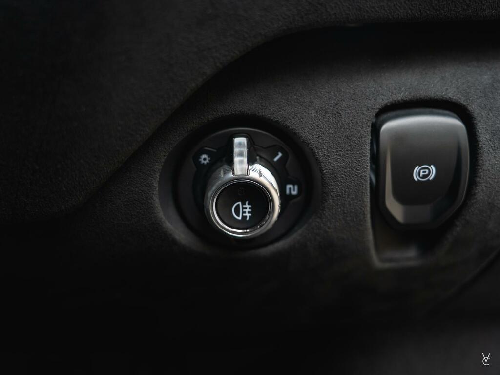 McLaren 720S Petrol Black #27