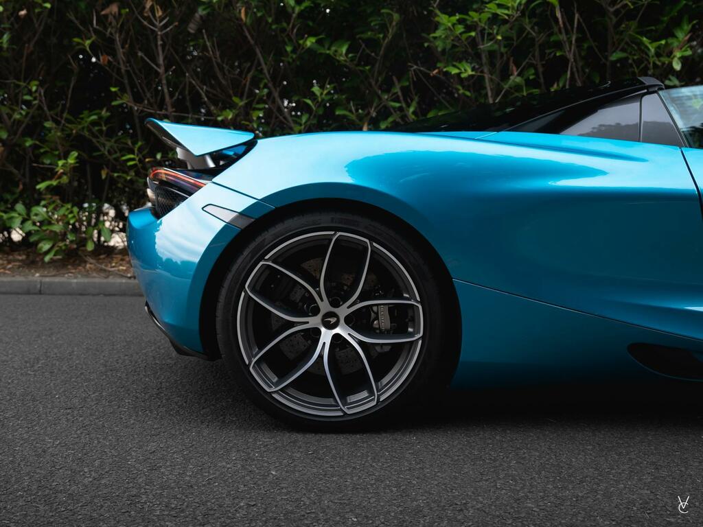 McLaren 720S Petrol Black #42
