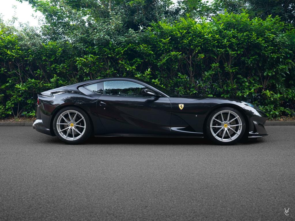 Ferrari 812 Superfast Superfast Black #5