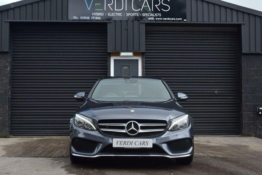 Mercedes-Benz C Class Saloon Black #14