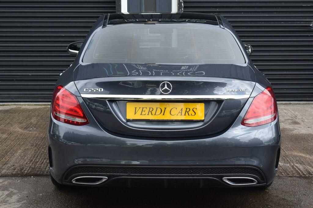 Mercedes-Benz C Class Saloon Black #7