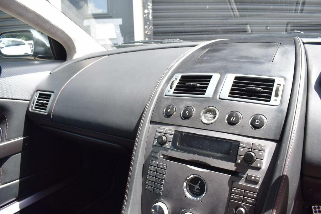 Aston Martin DB9 Coupe 5.9 Seq 200808 Black #41