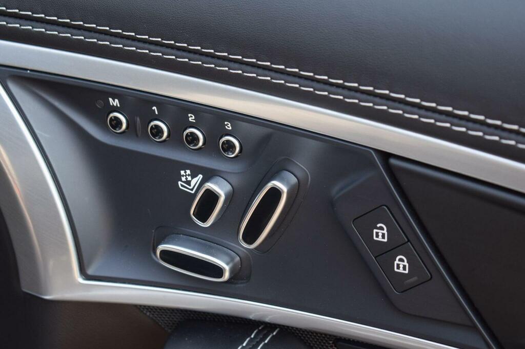 Jaguar F-Type 2.0 P300 Reims Edition Blue #40
