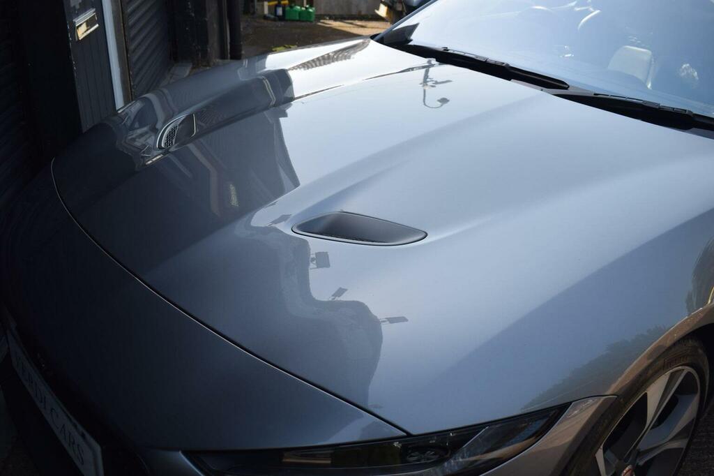 Jaguar F-Type 2.0 P300 Reims Edition Blue #23