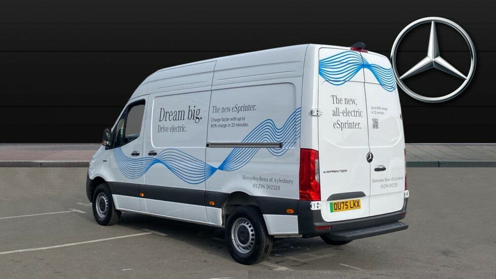 Mercedes-Benz eSprinter Pro White #4