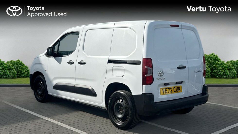 Toyota Proace City Icon White #4