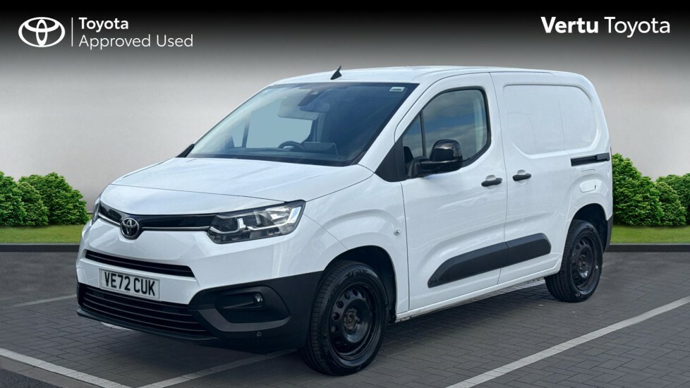 Toyota Proace City Icon White #3