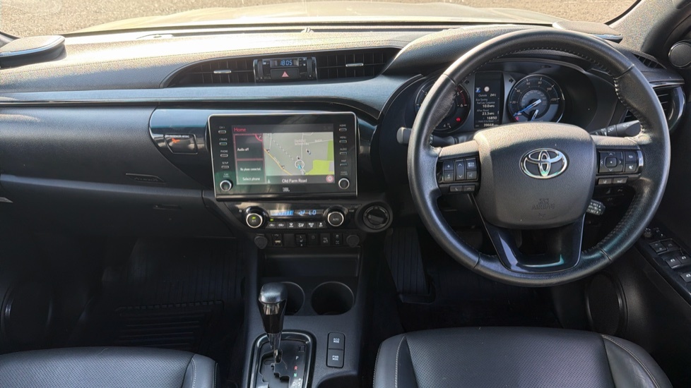 Toyota HILUX Invincible X Silver #6