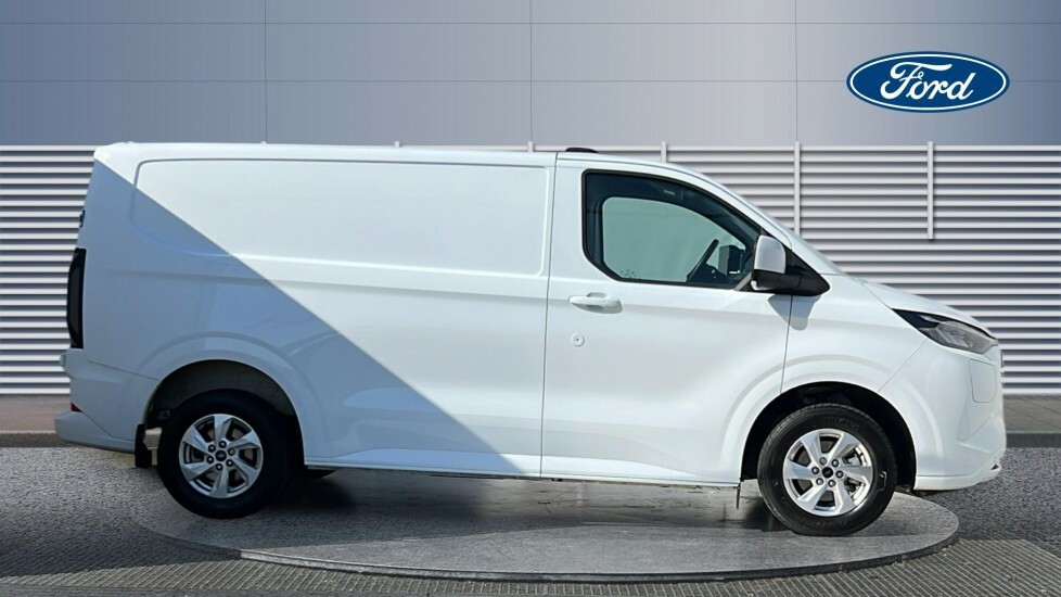 Ford Transit Custom Limited White #5