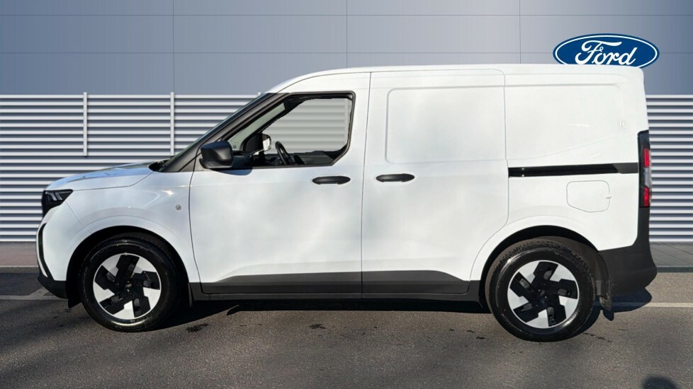 Ford Transit Courier Trend LY75TKU White #4