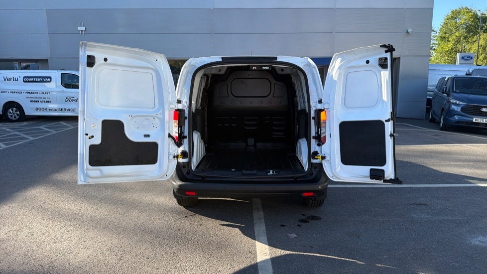Ford Transit Courier Trend LY75TKU White #3