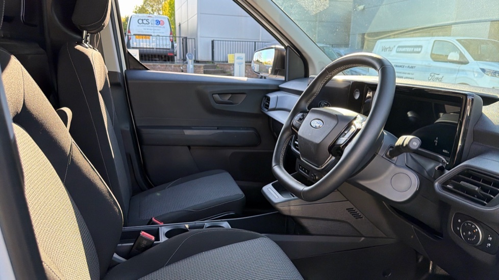 Ford Transit Courier Trend LY75TKU White #6