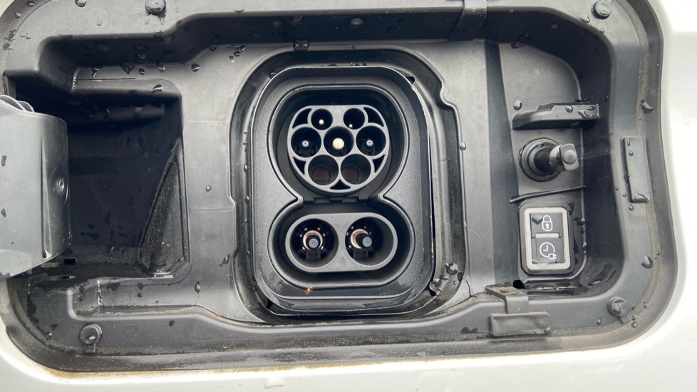 Vauxhall Combo-e Life Pro White #3