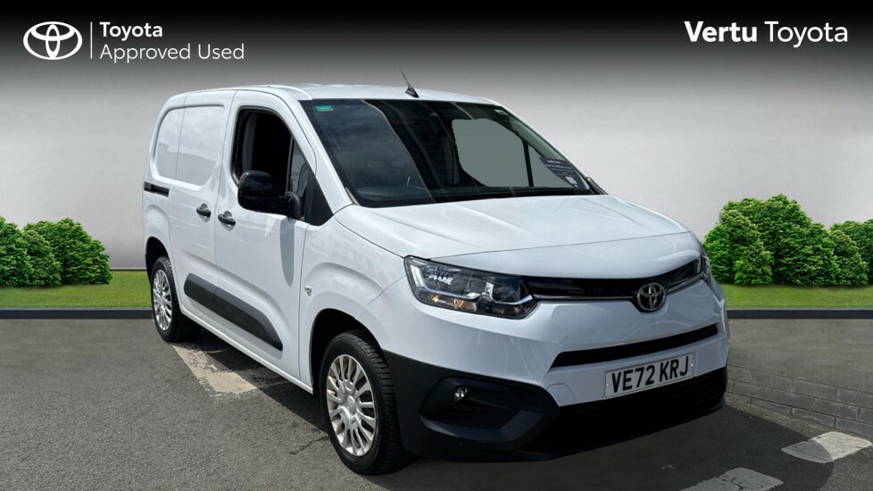 Toyota Proace City Icon White