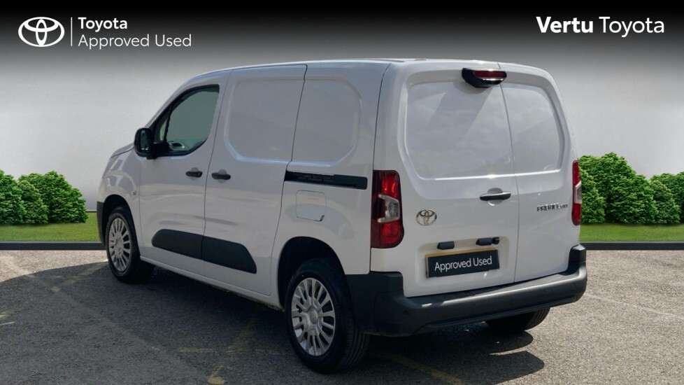 Toyota Proace City Icon MJ25VYC White #4