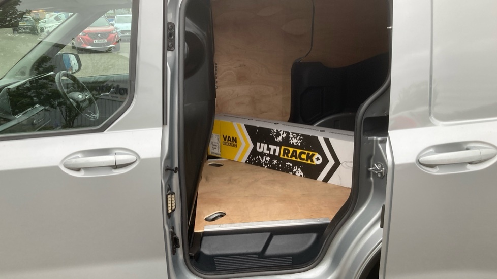 Ford Transit Courier Active Silver #5