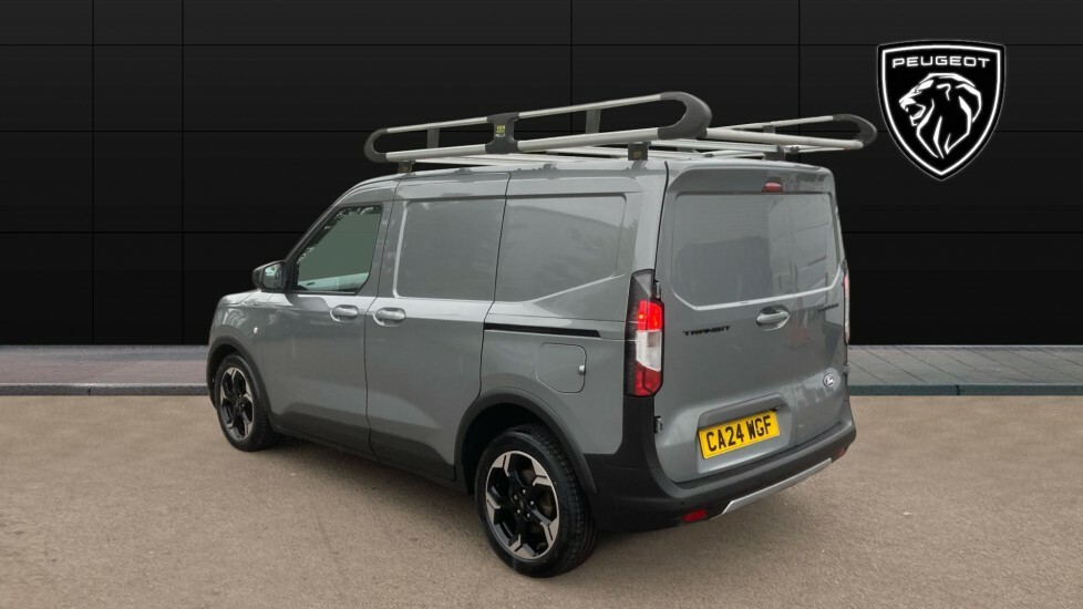 Ford Transit Courier Active Silver #2