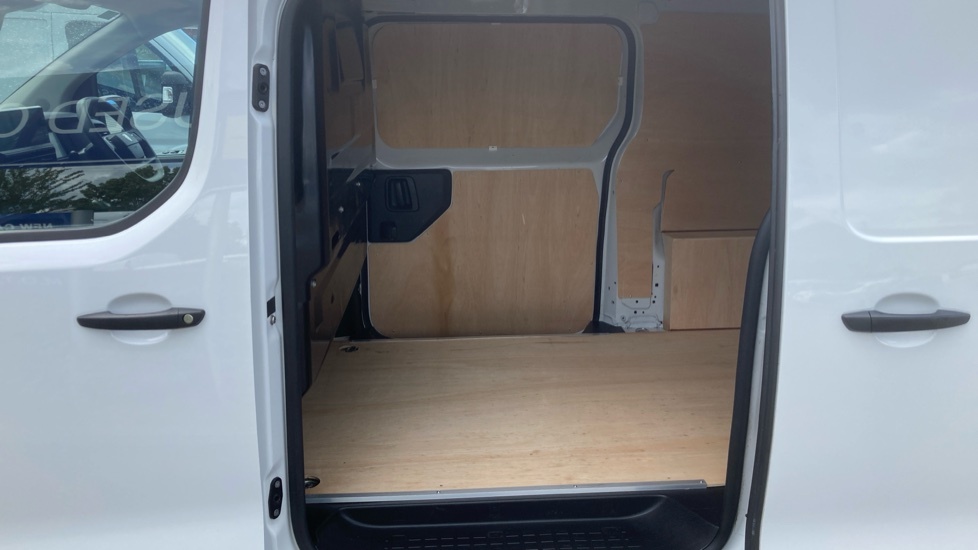 Peugeot Expert Professional White #5