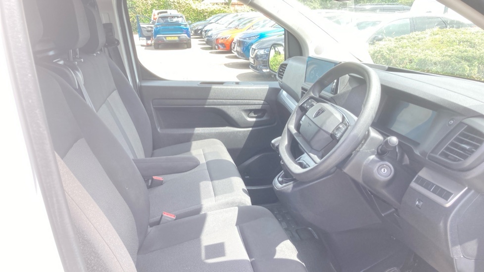 Peugeot Expert Professional White #6