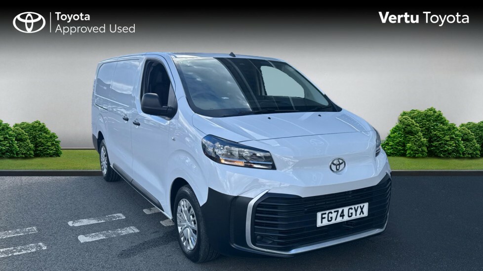 Toyota PROACE Icon White