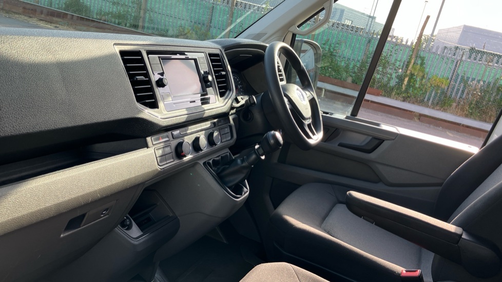 Volkswagen Crafter Commerce Plus RJ24KKG White #2