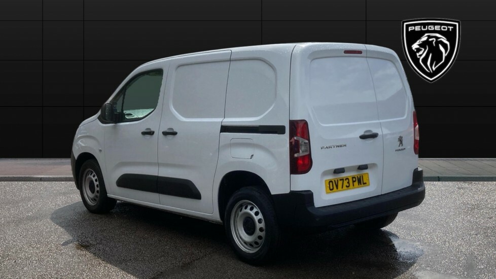 Peugeot Partner Professional Premium White #2
