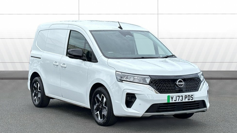 Nissan TOWNSTAR Tekna White